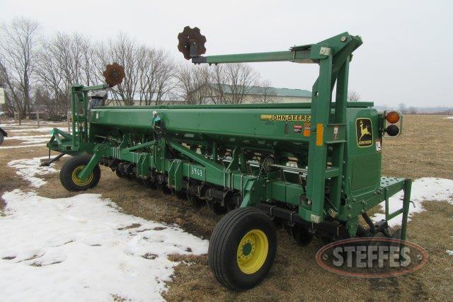 1997 John Deere 1520_0.JPG